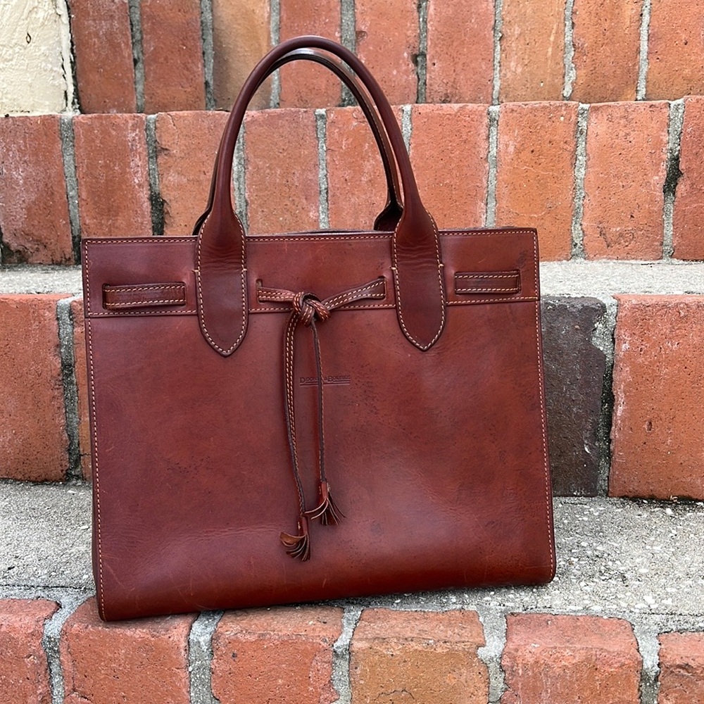 Dooney and Bourke tote bag
